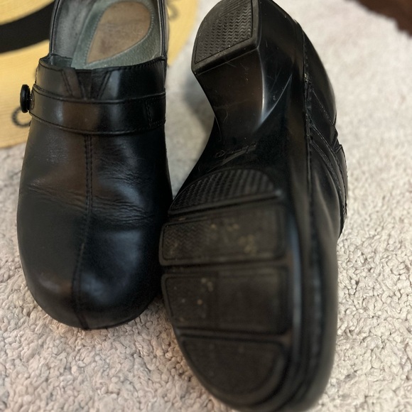 Dansko Clogs - Picture 2 of 2